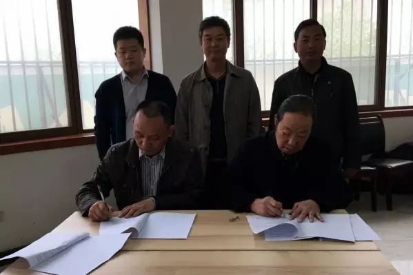 禹宏置业与建安公司签署战略合作协议