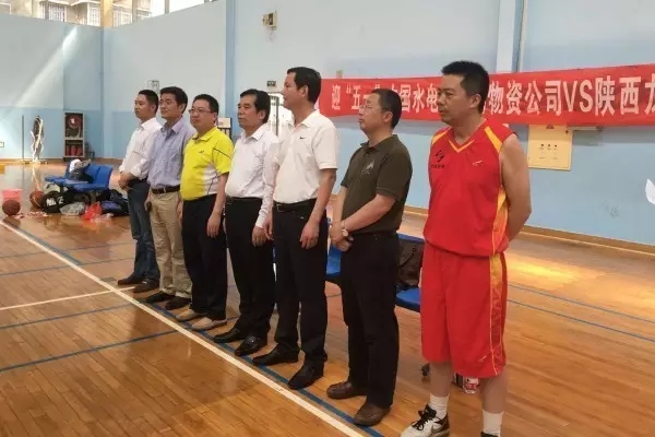 以球会友 强化合作 ——766.ent公司与陕西省水电工程物资公司举行篮球友谊赛