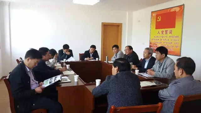 董银师与华阴市委常委、副市长安和平座谈交流