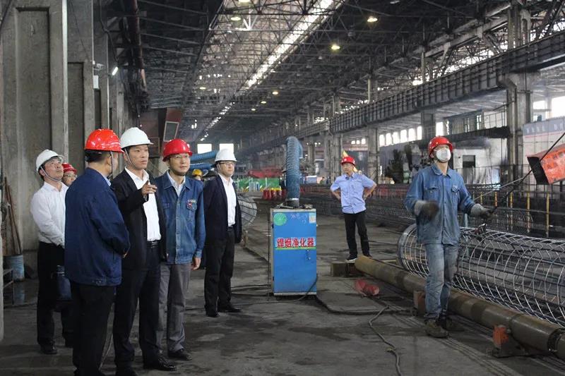 杨召朋到西钢公司调研钢筋网笼加工和土地开发工作